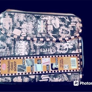 American Studio LEENIE fashion filled binder. Large D Rings, 5 pocket filing NWT